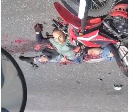 Brazilian biker turned into a pizza