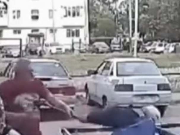 Drunk Man Beats Pensioner With His Own Cane In Russia