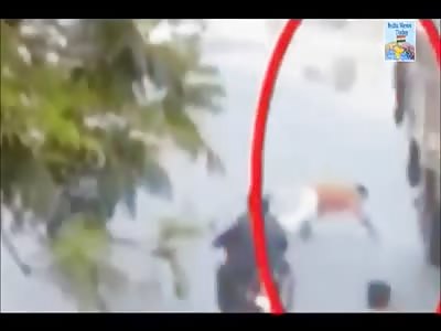 Man Commits Suicide by Jumping Under the Wheels of a Truck