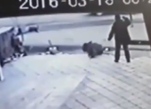 Man Shoots His Brother and Aunt, Then Commits Suicide