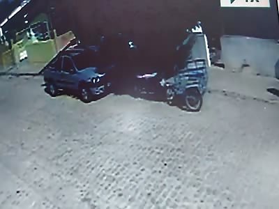 Man Stabbed in the Neck and Back with a Dagger During Fight