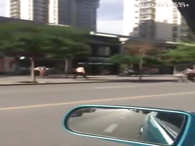 Lunatic Hacking random People in the Head