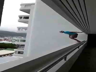 Blindfolded French Man Commits Suicide by Jumping from Building 