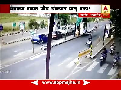 Biker Died after Losing Control and Hitting a Pole