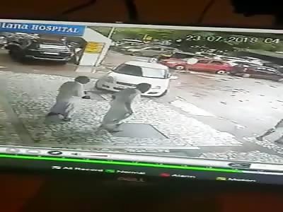 Flaming Guy Came Running to a Hospital after Failed Suicide Attempt