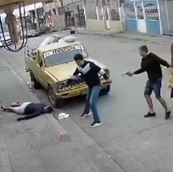 Sicarios Return To Finish Him Off.