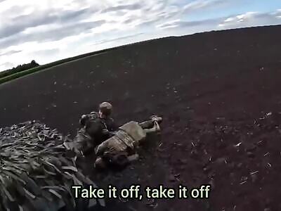 Ukrainian soldiers ambushed an Russian war car