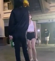 Girl Smashes Glass Bottle Over Another Girl’s Head