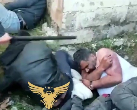 Turkish police beating the shit out of illegal migrants 