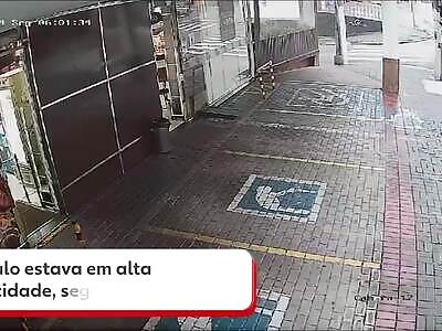 Couple dies in car accident