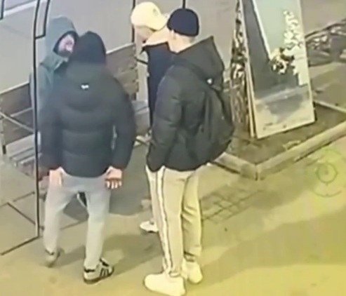 Teenagers Beat a man with Brass Knuckles who Refused to Give him Cigarette