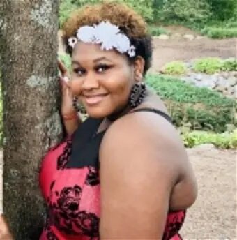 Knife-Wielding Woman Shot After Charging Deputies During Standoff