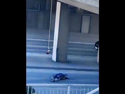 Canada - Dude Decapitated While Trying To Hang Himself From Overpass
