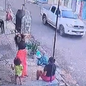 Hitman Returns To Finish Victim Off {w/Aftermath)