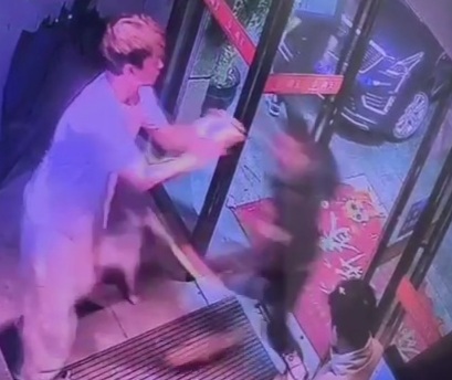 Chinese man stabbed business owner to death 