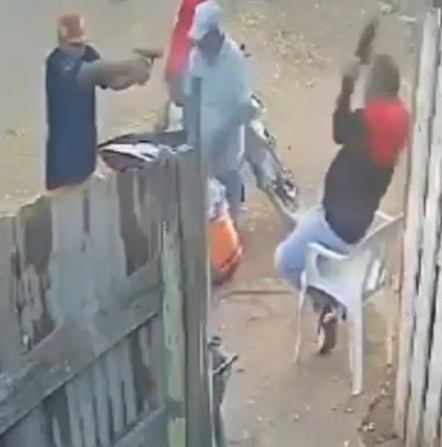 Man Gets Riddled With Bullets in Dominican Republic {W/Aftermath}