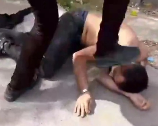 Syrian ex-regime loyalists punished hard by rebels 