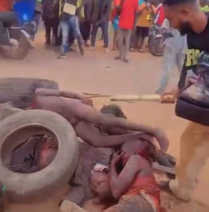 Six Kidnappers Beaten & Set Ablaze By Villagers