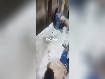 Thieves brutally beaten in favela 