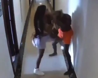 Lunatic young woman attack her boyfriend with a knife 