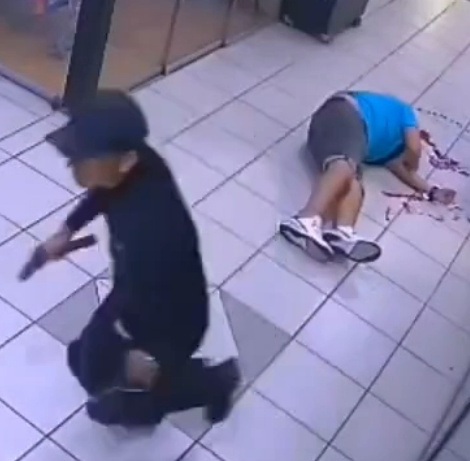 Dude Shot Dead by Sicario at Shopping Centre in Peru {CCTV & Aftermath}