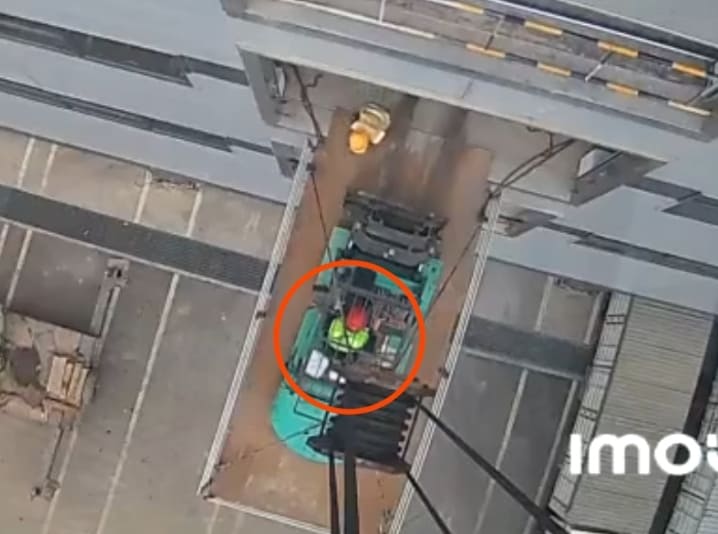 Forklift Drivers Last Day Forking!