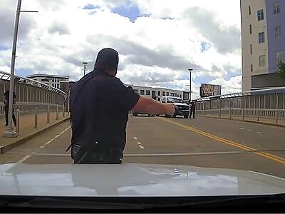 Black Jogger Shoots At Cop & Got Killed