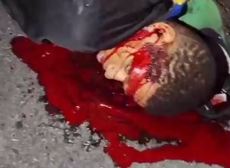 Criminal on motorcycle killed by police 