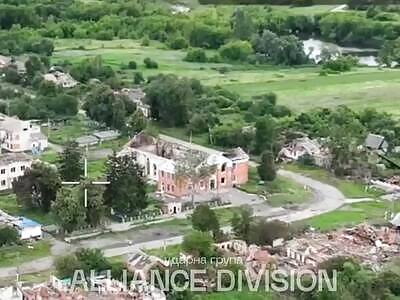 Ukrainian drones sweeping out russians