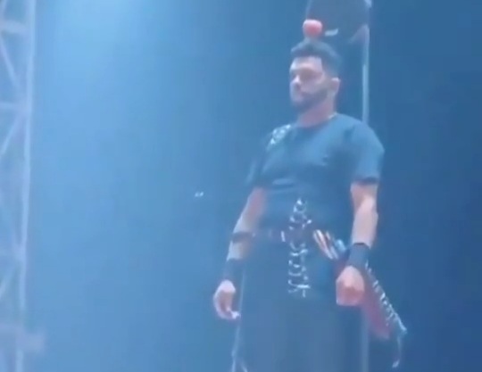 [CLOSE CALL]CIRCUS PERFORMANCE GONE WRONG 