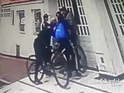 Bike thieves, neighborhood Villa Claudia Kennedy, Bogota, Colombia