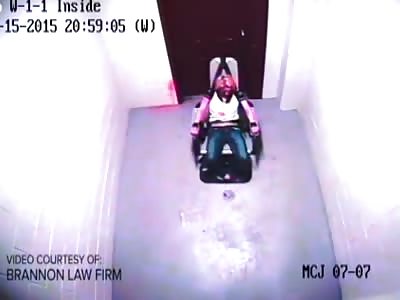 Amber Swink Pepper Sprayed By Police In the Face 