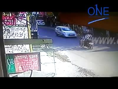 Biker head crushed by truck in this horrific accident.