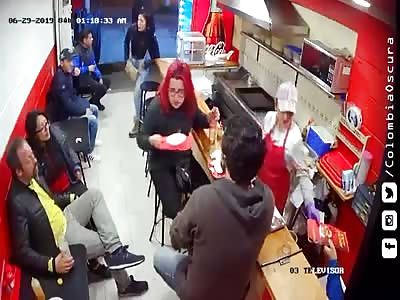 Pretty Girl and 2 Friends Rob Everyone in Restaurant 