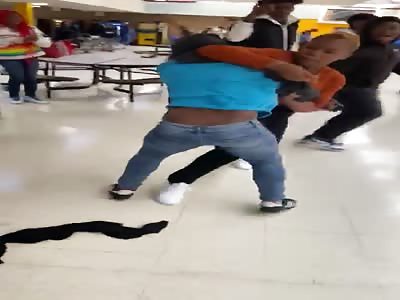 GIRLS FIGHT BOOBS OUT