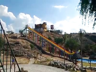 Weird accident in water park 1