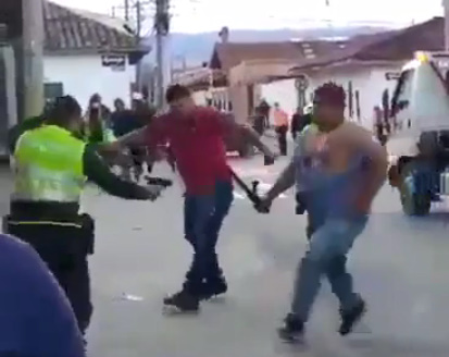 Loud Mouth Ssshole Gets Shoot by Colombian Police 