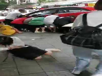 Shocking accident caused by Chinese woman driver