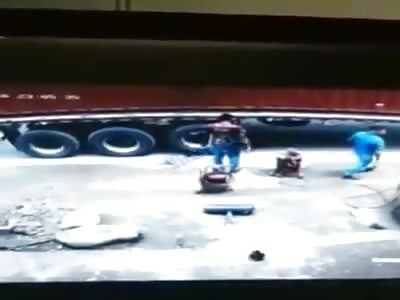 Shocking tire explosion 