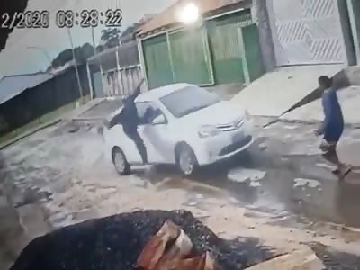  Trying to Rob the WRONG Motherfucker!