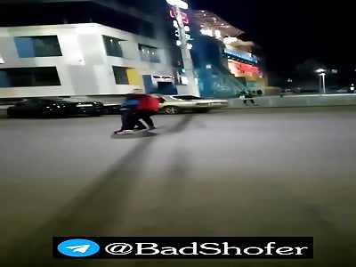 Russian criminal savagely beating rival 