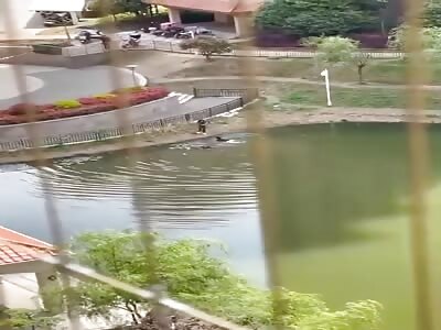 [1] Woman trying to save little boy drowned in lake 