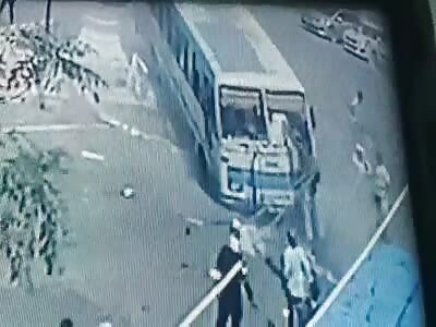 Bus driver lost control and crash 