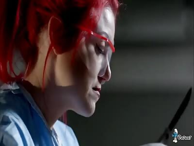 Autopsy of fat woman practiced by a sexy redhead 