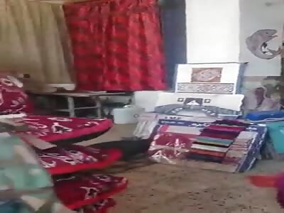 Yemeni man hang himself in his store due to debts 