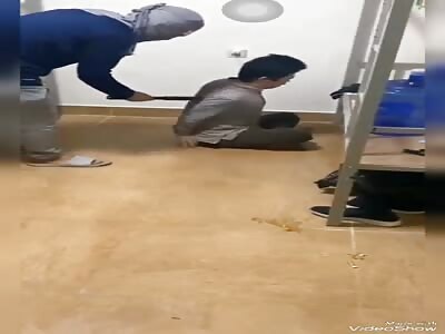 Torturing thief in china 