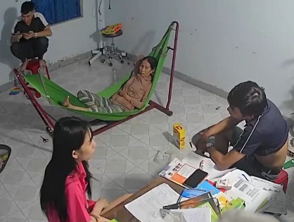 Brother savagely punished his sister fir pulling knife on their mother