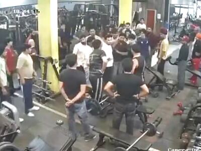 Violent brawl bodybuilding club