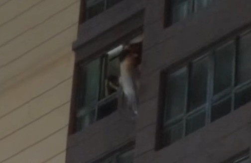 She landed successfully, but it seemed that she was trying to challeng