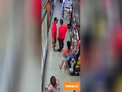 FIGHT IN A SUPERMARKET ENDS IN ATTEMPTED MURDER
